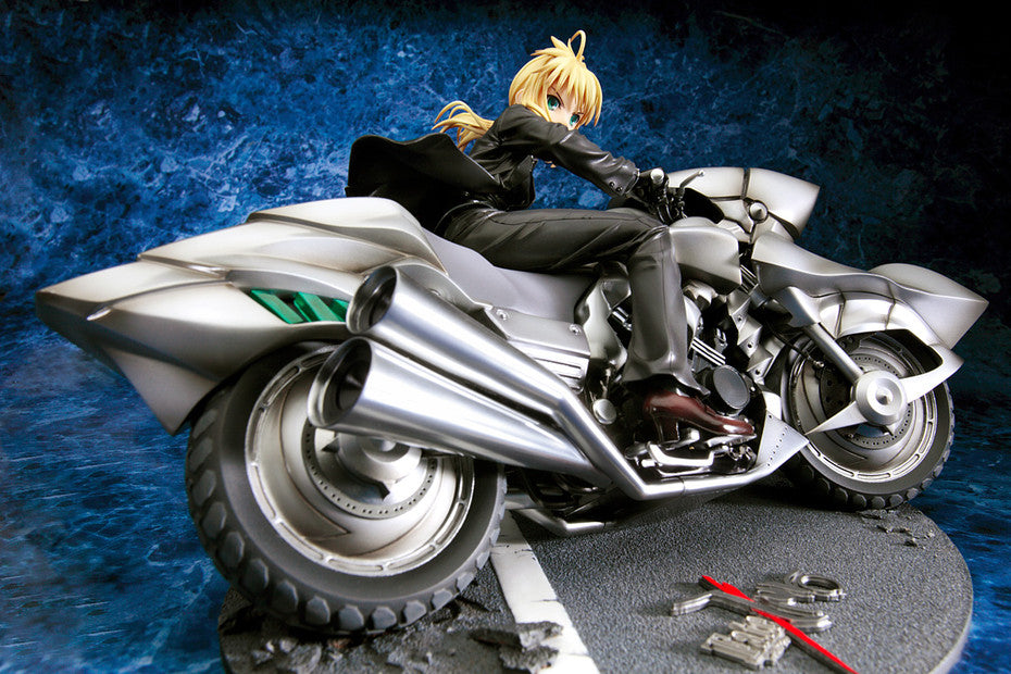 Fate/Grand Order - Saber & Saber Motored Cuirassier 1/8 Scale Figure (Re-release)