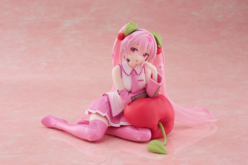 Hatsune Miku - Sakura Miku Desktop Cute Figure (Cherry Cushion Ver.)