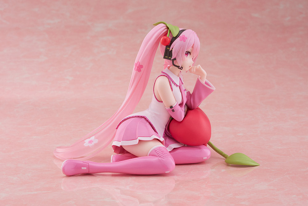 Hatsune Miku - Sakura Miku Desktop Cute Figure (Cherry Cushion Ver.)