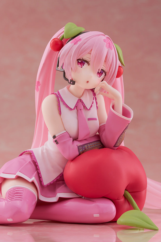 Hatsune Miku - Sakura Miku Desktop Cute Figure (Cherry Cushion Ver.)