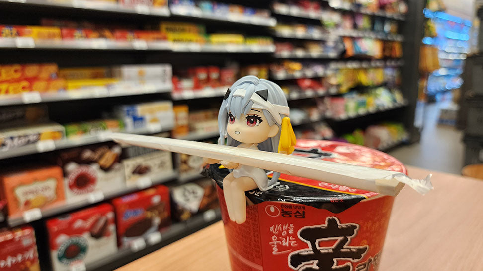Goddess of Victory: Nikke - Noodle Cup Holder Modernia Figure