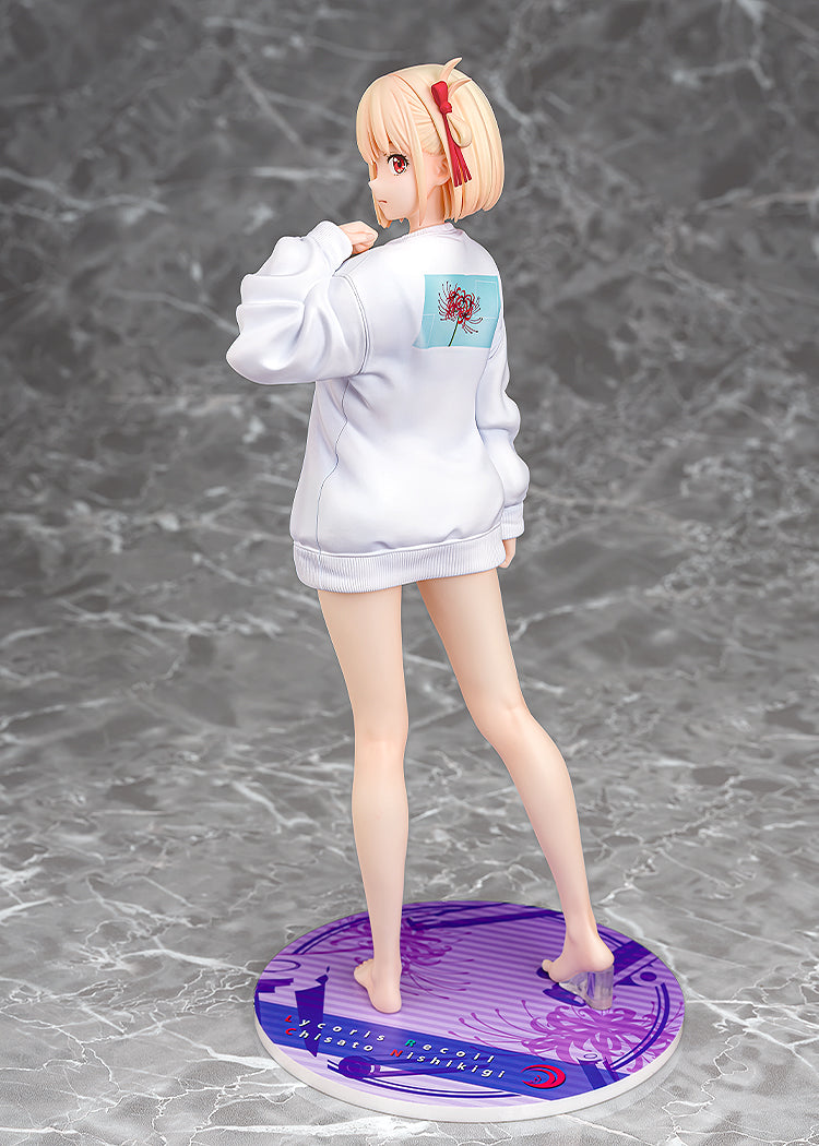 Lyoris Recoil - Chisato Nishikigi: Oversized Sweatshirt Ver. 1/7 Scale Figure
