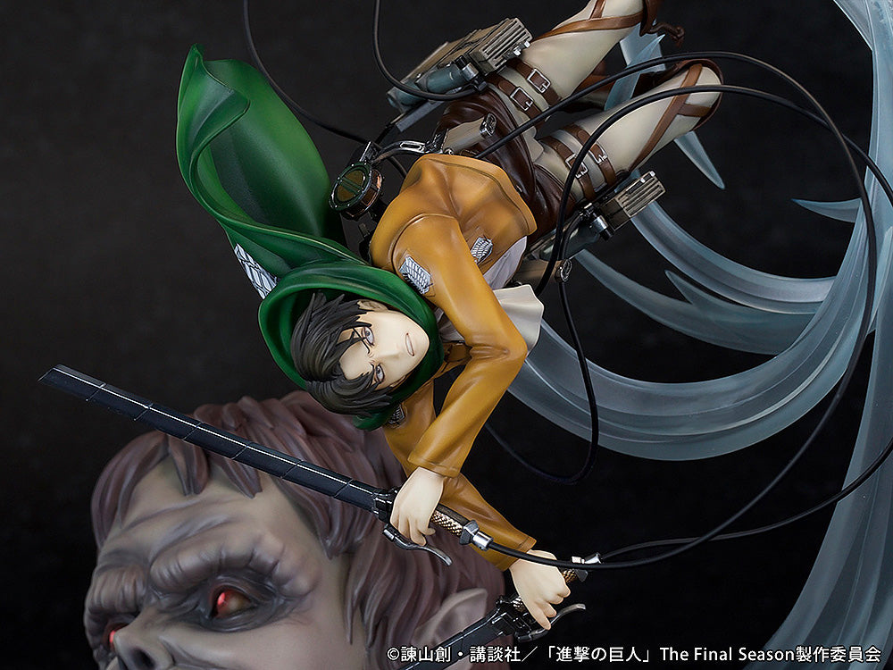 Attack on Titan - Scale Figure "Levi vs Beast Titan ver." Figure