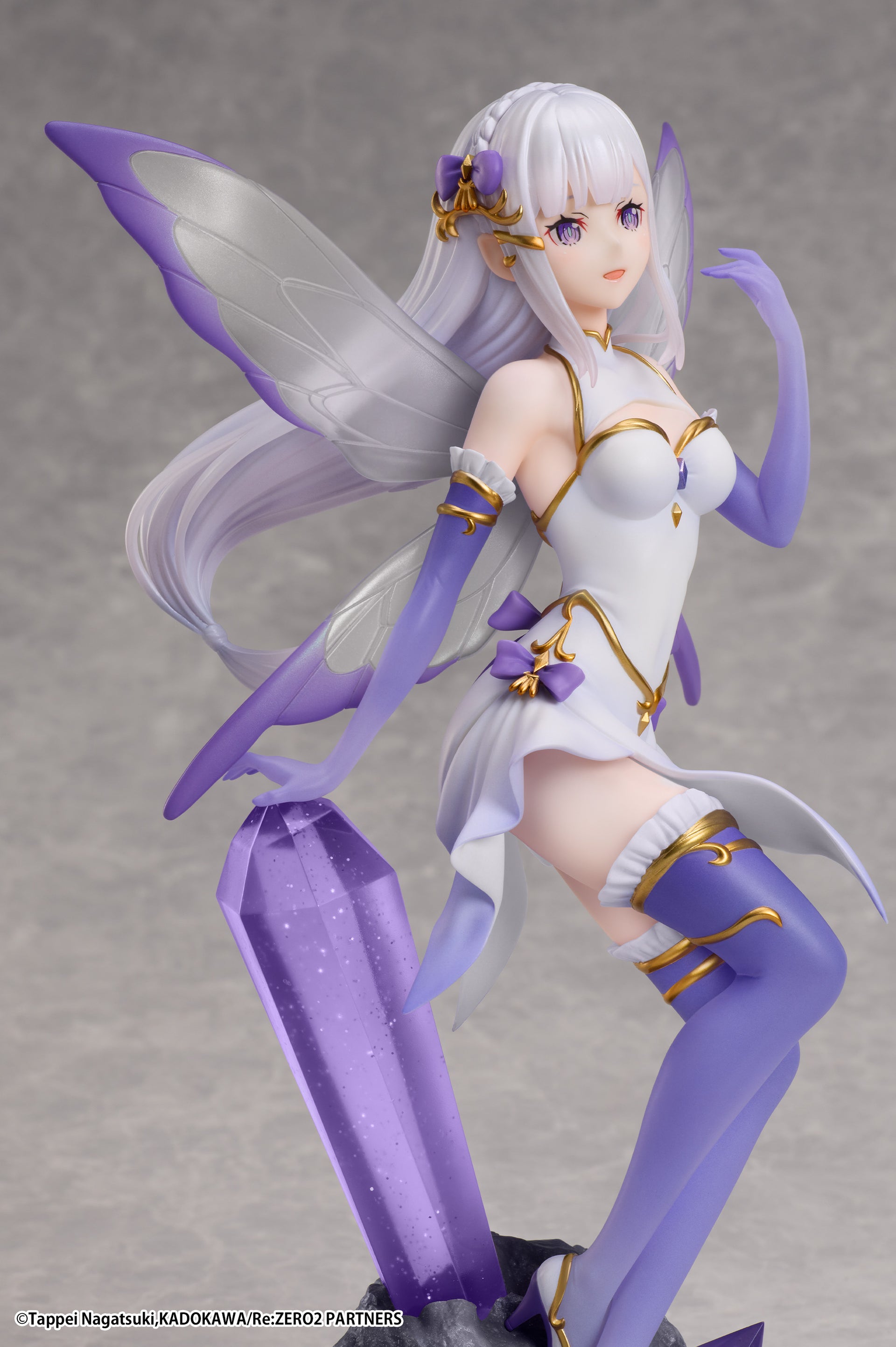 Re:ZERO -Starting Life in Another World - Emilia Jewel Princess 1/7 Scale Figure