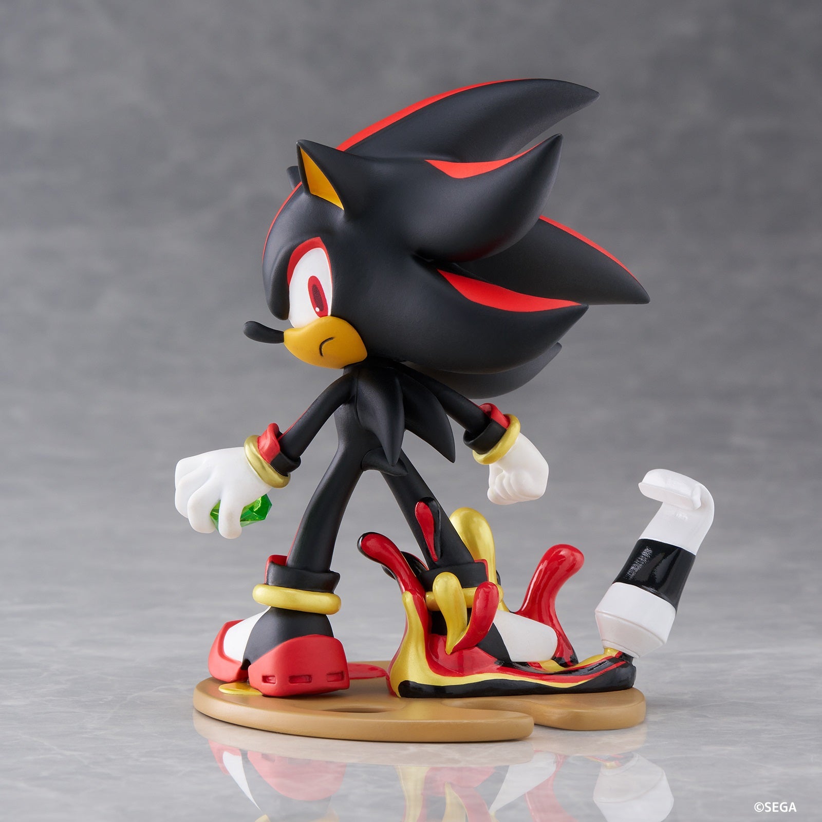 Sonic the Hedgehog-PalVerse Pale SHADOW THE HEDGEHOG Figure