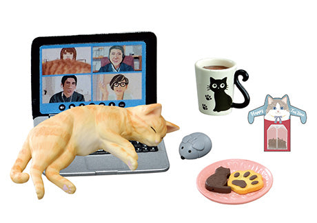 Petit Sample - Life with cats