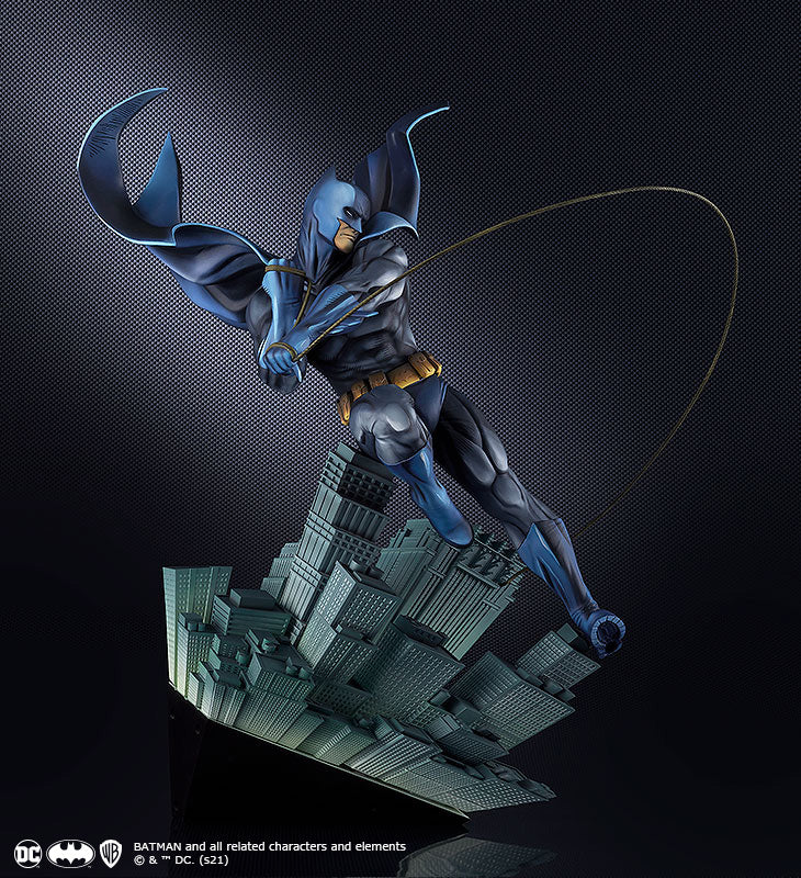 Batman  - Art Respect: Batman 1/6 Scale Figure