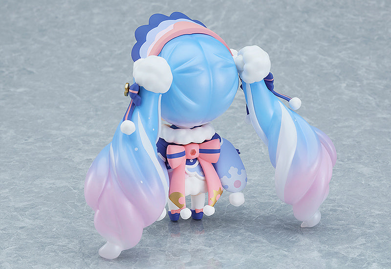 Nendoroid Snow Miku: Serene Winter Ver. Figure