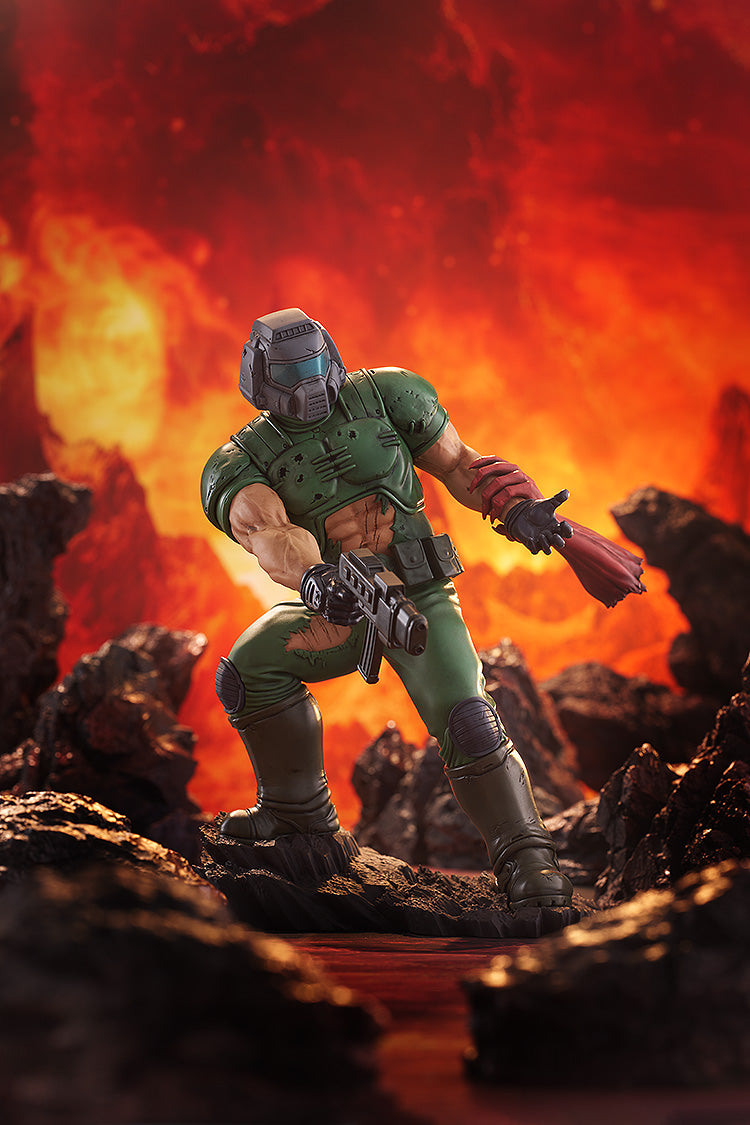 DOOM  - POP UP PARADE SP Doom Marine Figure