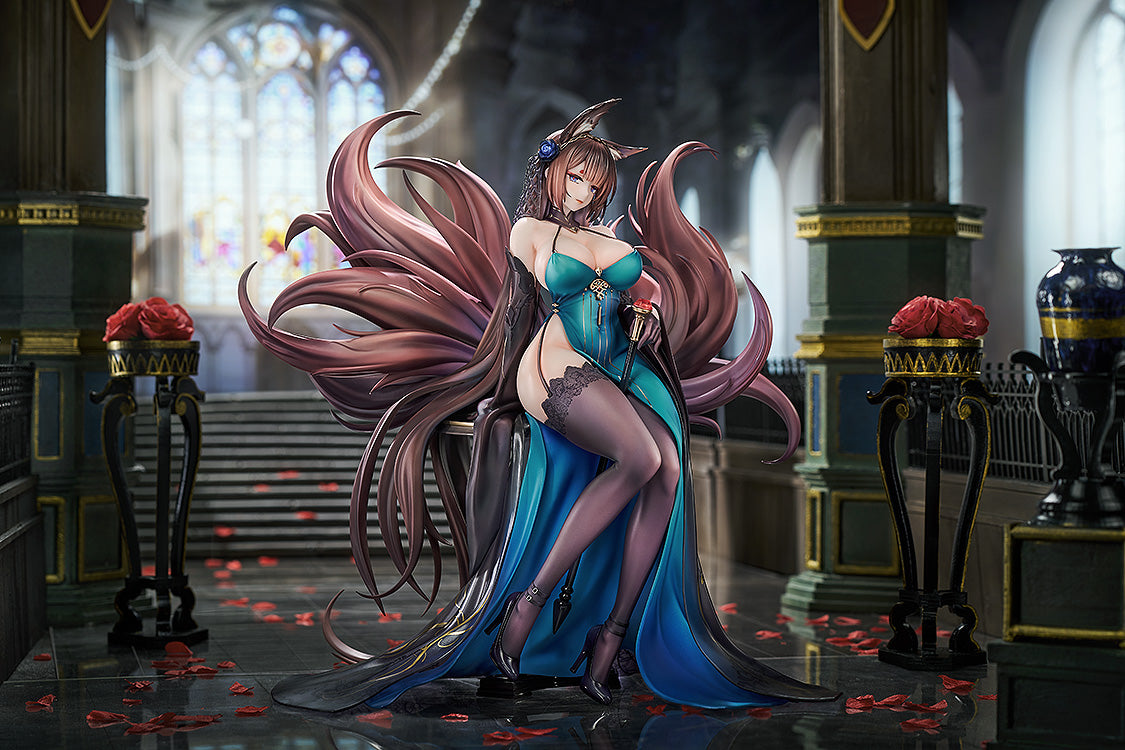 Azur Lane - Amagi: Throne of Fallen Petals Ver. 1/7 Scale Figure