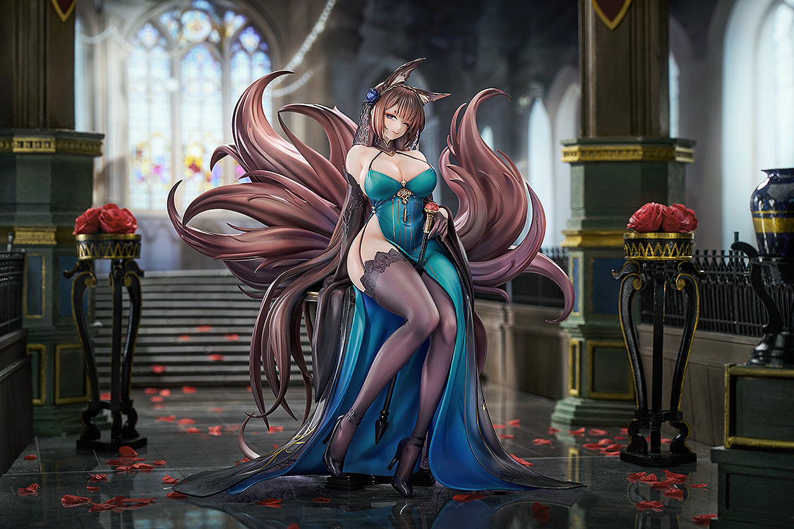 Azur Lane - Amagi: Throne of Fallen Petals Ver. 1/7 Scale Figure