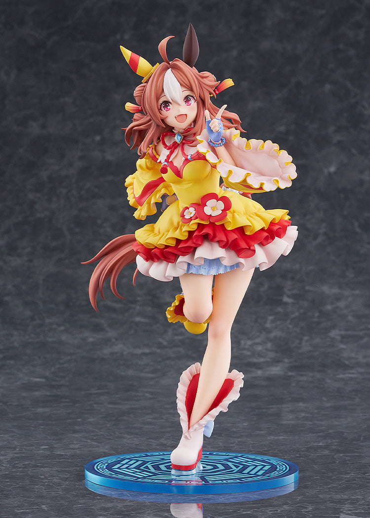 Copano Rickey Racewear Ver. 1/7 - tampak samping memperlihatkan detail sepatu dan rok