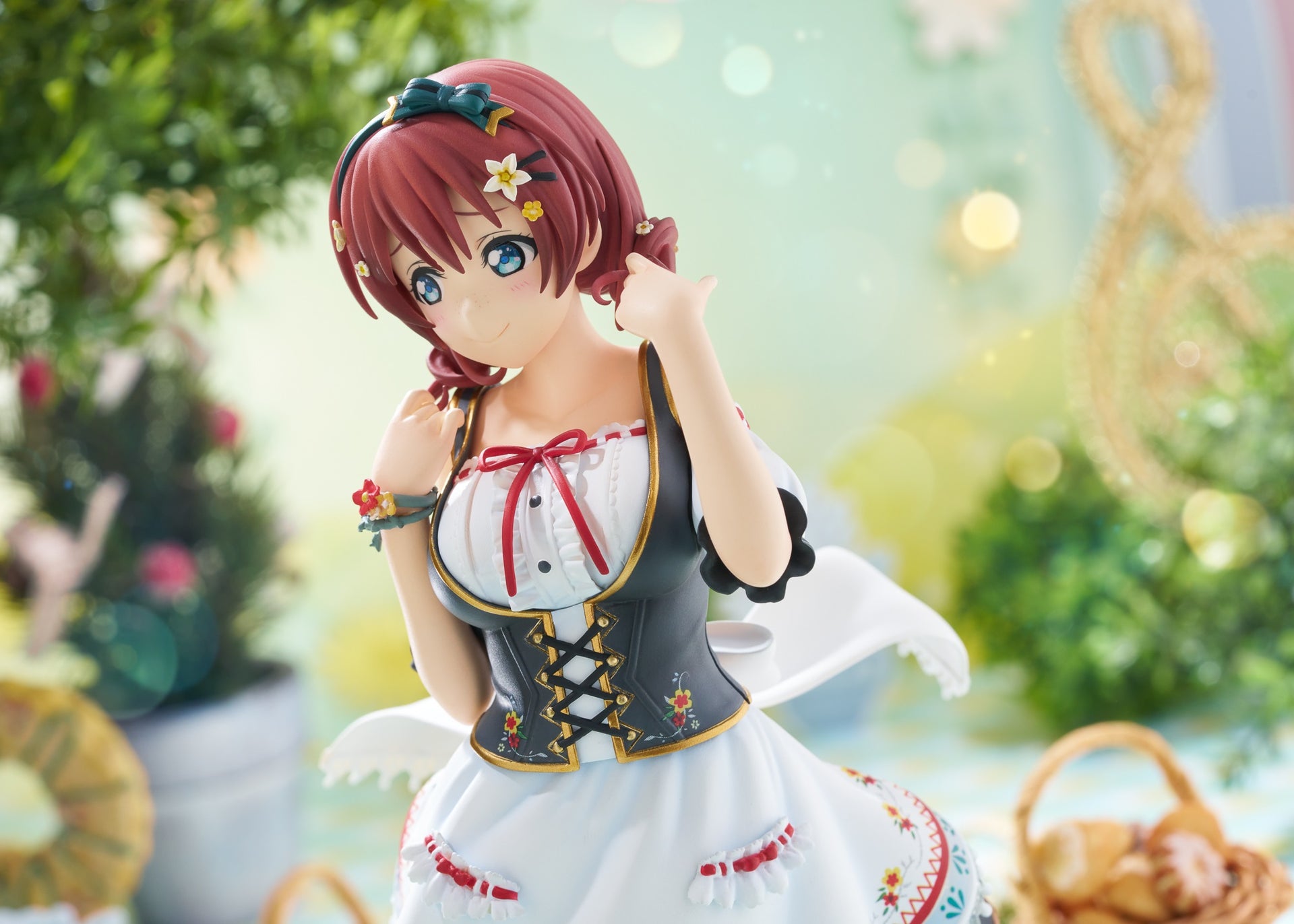 Love Live! - EMMA VERDE 1/7 Scale Figure