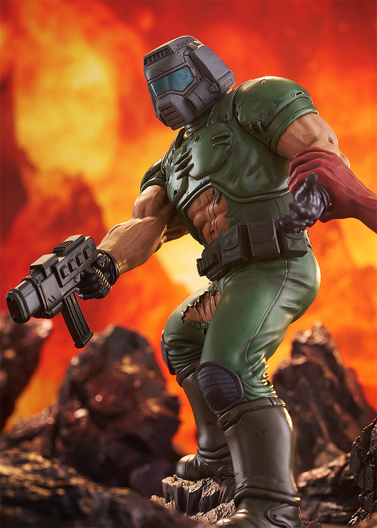 DOOM  - POP UP PARADE SP Doom Marine Figure