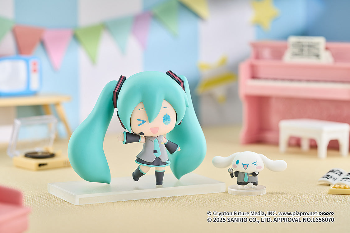 Collectible Figure Hatsune Miku x Cinnamoroll (Boxset) – Good Smile US