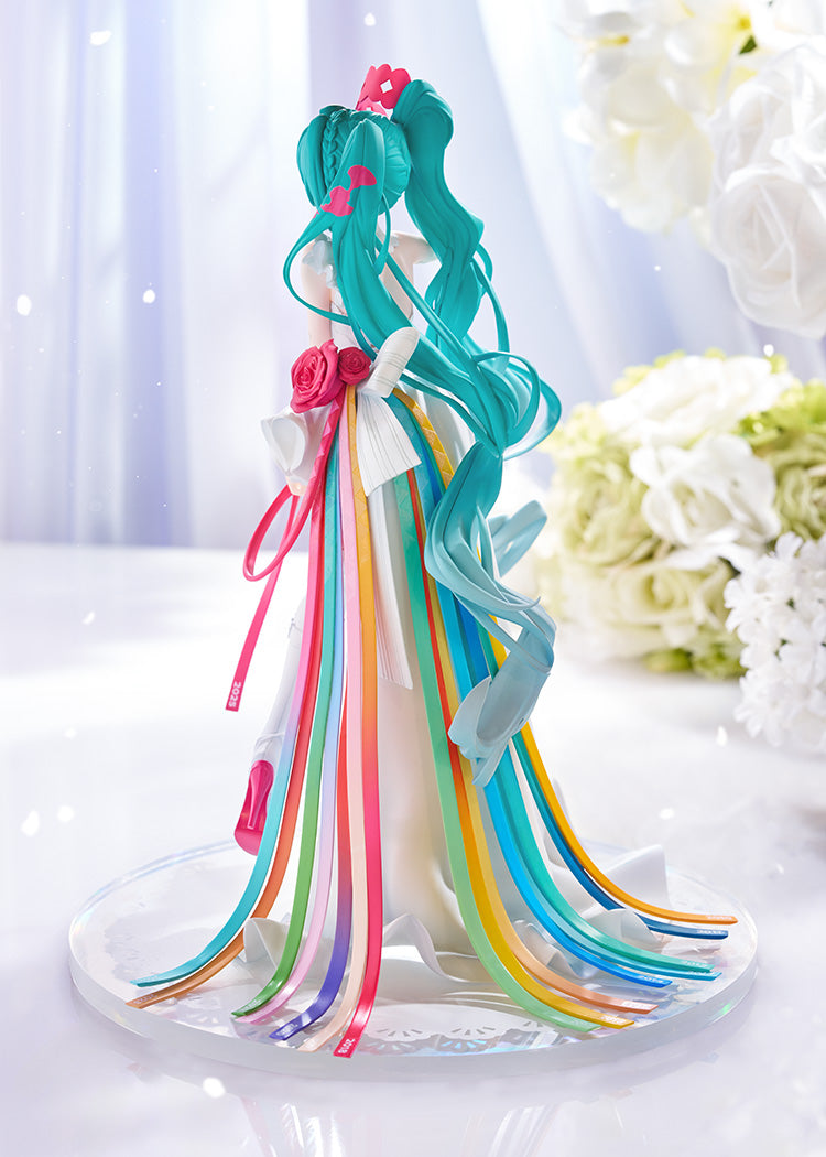 G.S. Collection Racing Miku 15th Rhapsody 2010-2025 - detail gaun dan pita