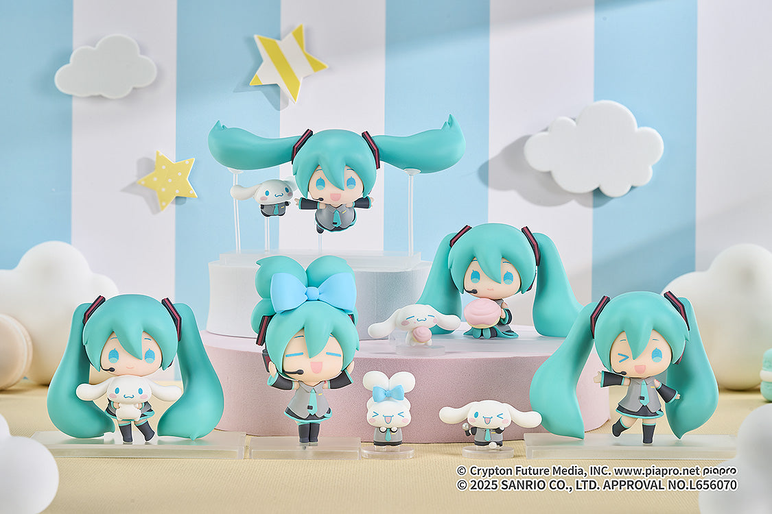 Collectible Figure Hatsune Miku x Cinnamoroll (Boxset) – Good Smile US