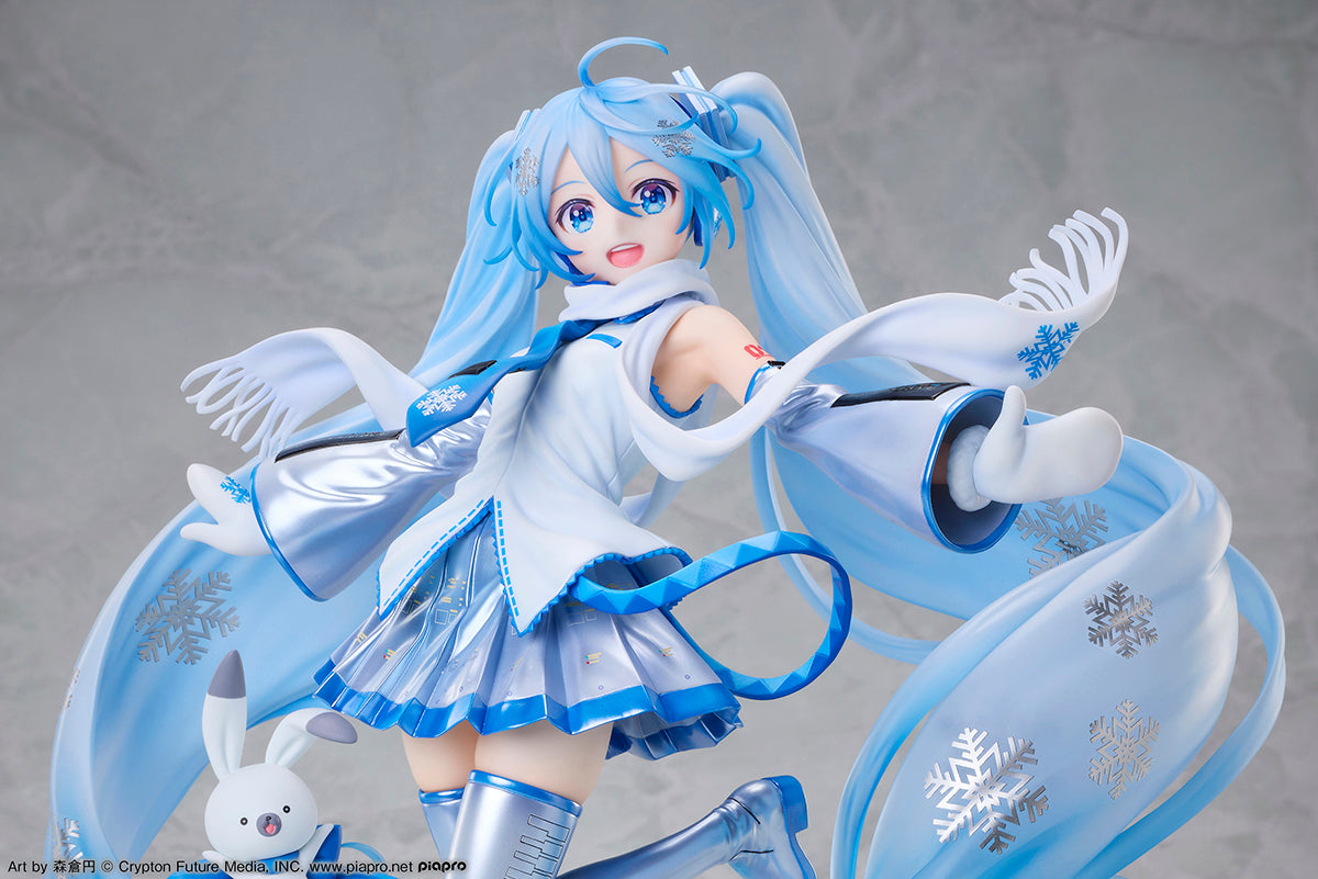Hatsune Miku - Snow Miku Sky Town 10th Anniversary Ver. 1/7 Complete Figure