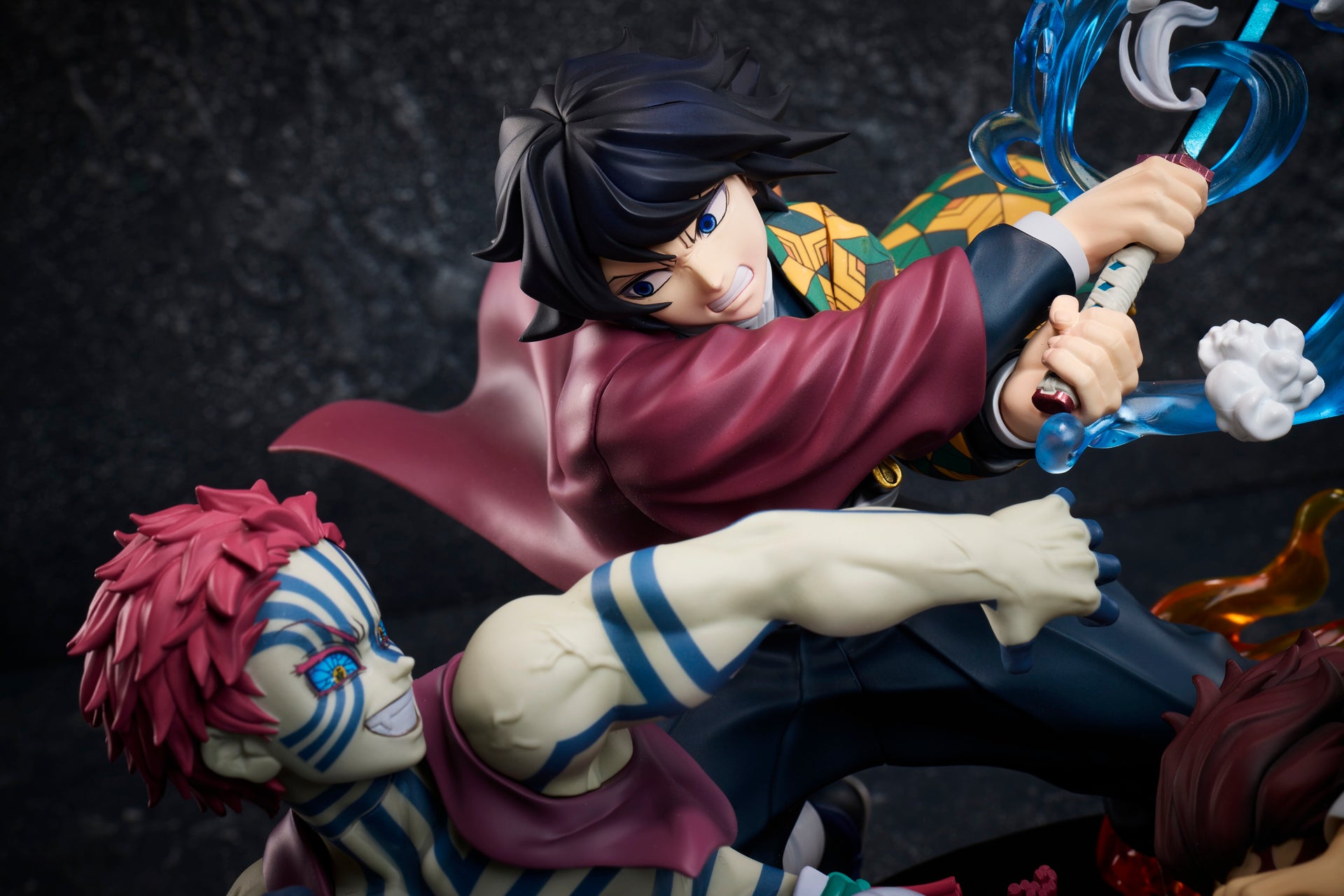 Demon Slayer: Kimetsu no Yaiba -  Tanjiro Kamado & Giyu Tomioka & Akaza Figure