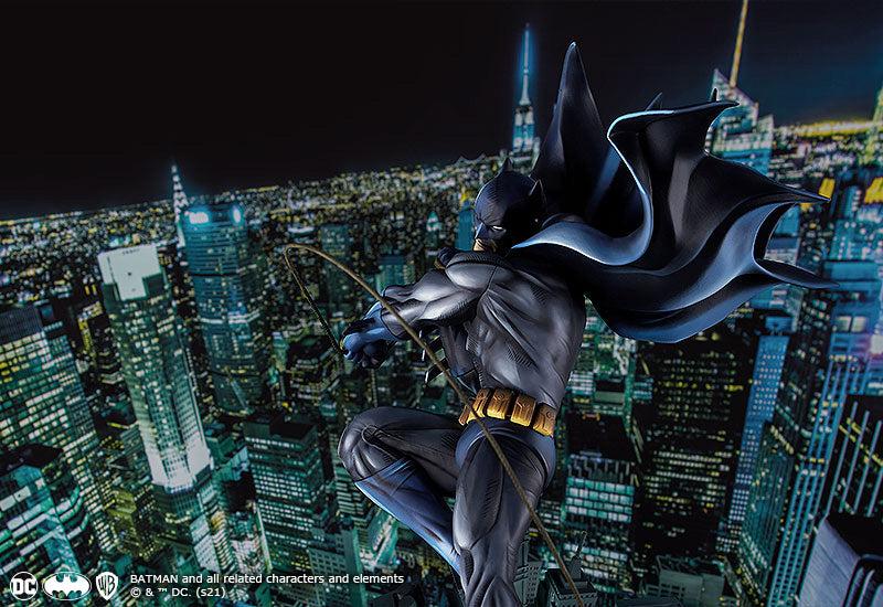 Batman  - Art Respect: Batman 1/6 Scale Figure