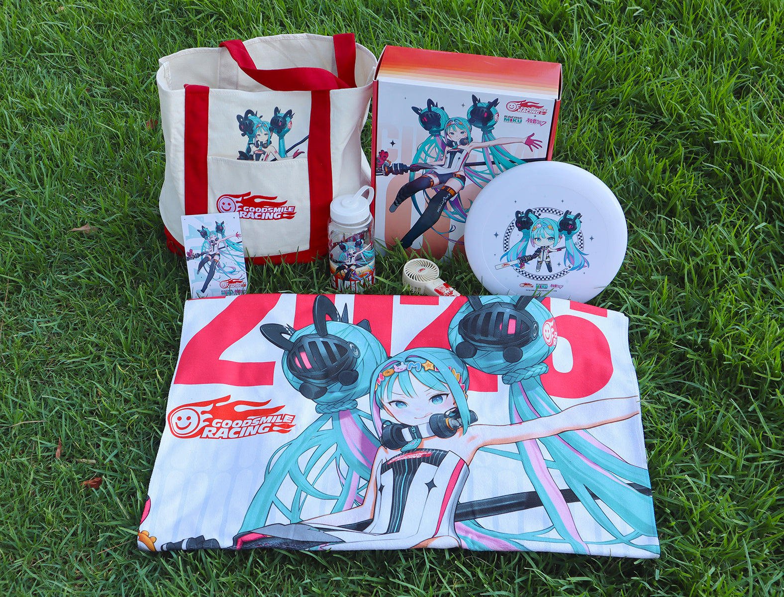 Racing Miku 2026 Version - Goodsmile Racing Miku 2026 Essentials Kit