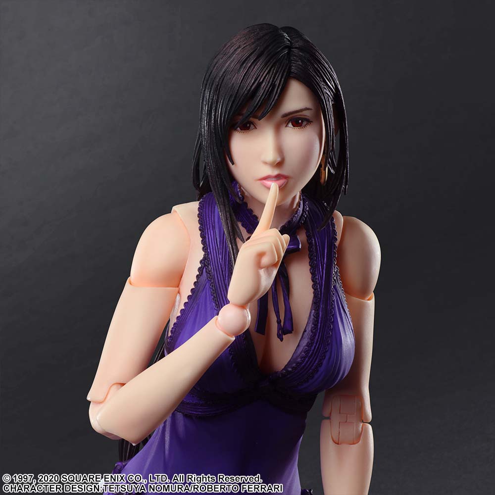 FINAL FANTASY VII REMAKE™ - PLAY ARTS -KAI - ™ TIFA LOCKHART DRESS Ver. Figure