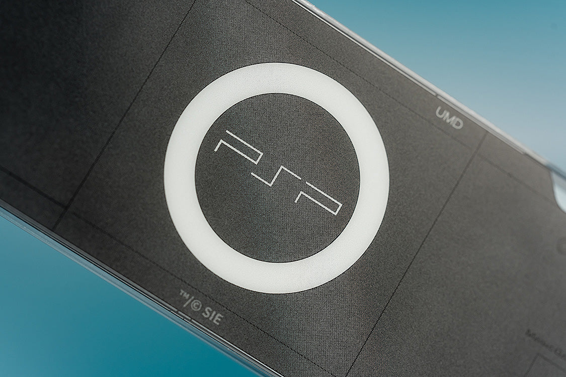 PSP™ (PlayStation™Portable) Rattle Acrylic Keychain: Black Ver./White Ver.