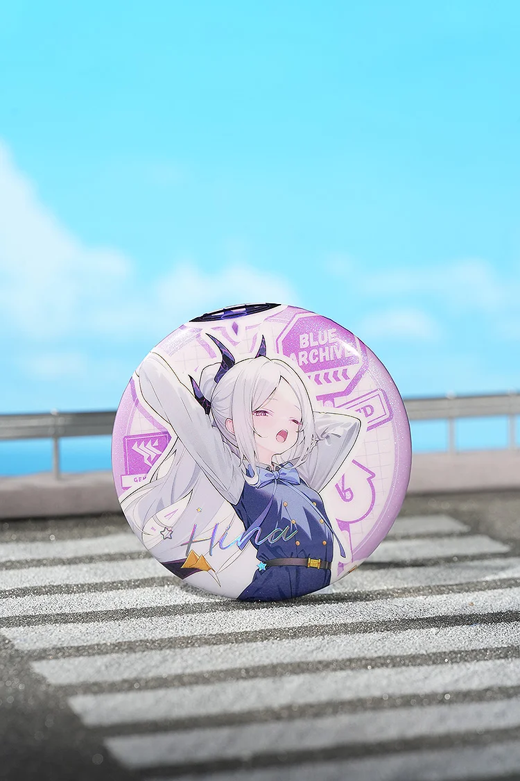 Blue Archive - Holiday Saunter Series 75mm Badge (KAZUSA/YUUKA/HINA/SHIROKO/MIKA)